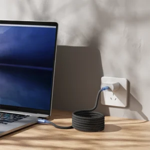 QIAWI™ Magnetic Anti-Tangle Charging Cable